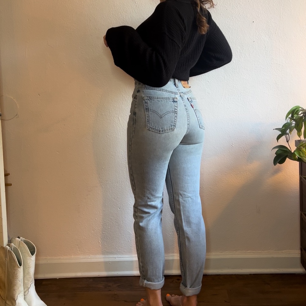 Vintage Levi’s 550 mom jeans